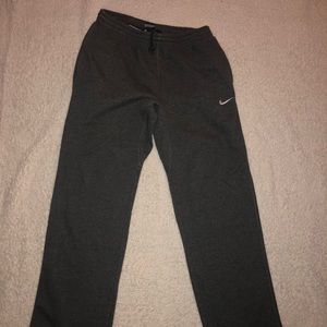 Guys Nike sweatpants